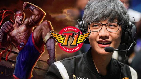 同时依靠球 同时依靠球